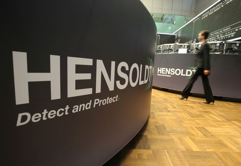 &copy; Reuters. FILE PHOTO: German defense supplier Hensoldt AG shares start trading after IPO