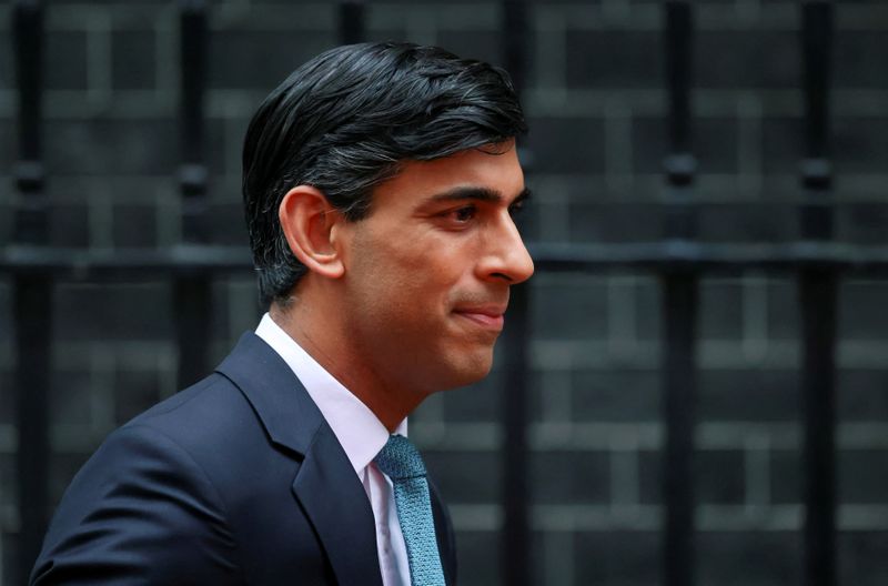 © Reuters. FILE PHOTO: Britain's Chancellor of the Exchequer Sunak outside Downing Street, in London