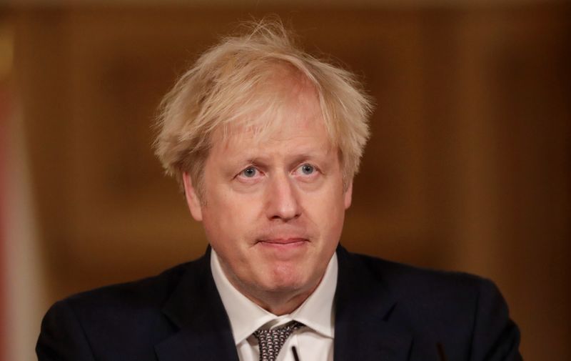 &copy; Reuters. CORONAVIRUS: BORIS JOHNSON SOUHAITE UN PROMPT RÉTABLISSEMENT À EMMANUEL MACRON