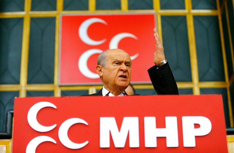 &copy; Reuters. زعيم حزب متحالف مع أردوغان يدعو لحظر حزب مناصر للأكراد