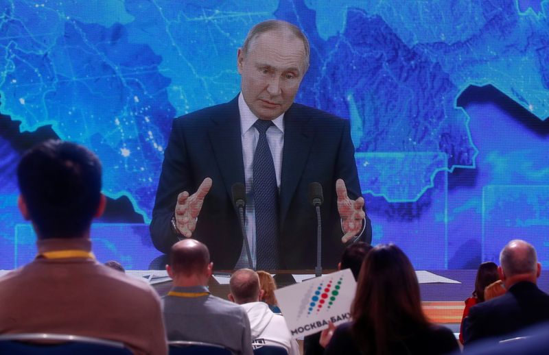 &copy; Reuters. بوتين يقول إنه لم يحسم أمره بشأن الترشح للرئاسة في 2024