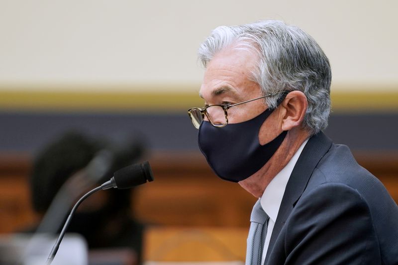 © Reuters. FILE PHOTO: Oversight of Treasury Department's and Federal Reserve's Pandemic Response hearing in Washington