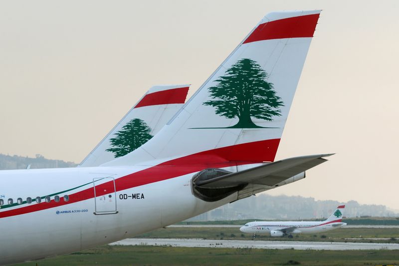 &copy; Reuters. FILE PHOTO: Lebanese Middle East Airlines (MEA) planes are pictured at the tarmac of Beirut international airport