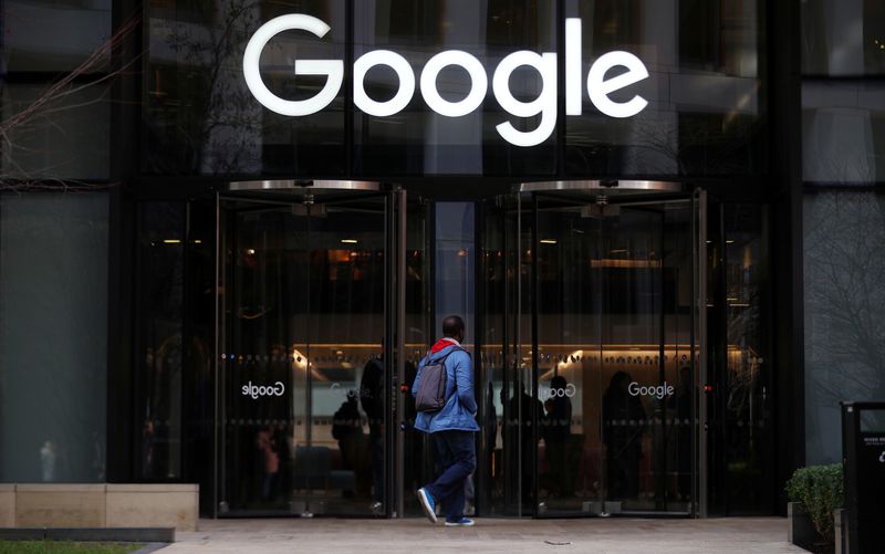 &copy; Reuters. The Google logo is pictured at the entrance to the Google offices in London
