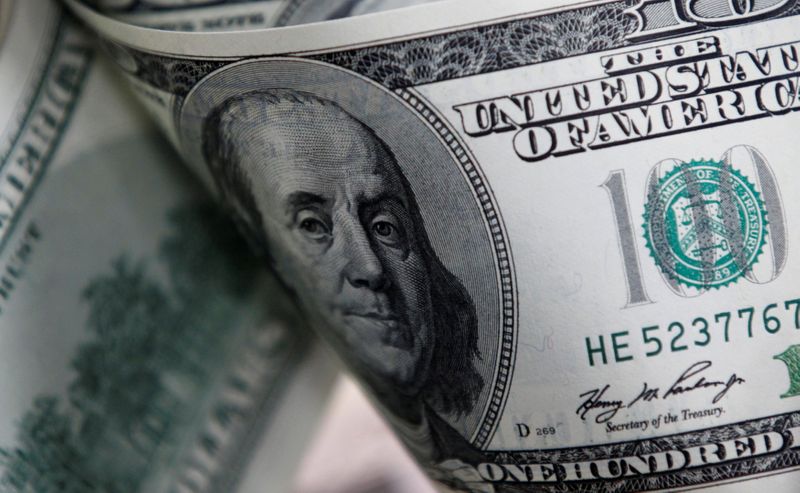 &copy; Reuters. Dólar sobe ante real com cautela sobre vírus, apesar de acordo para estímulo nos EUA
