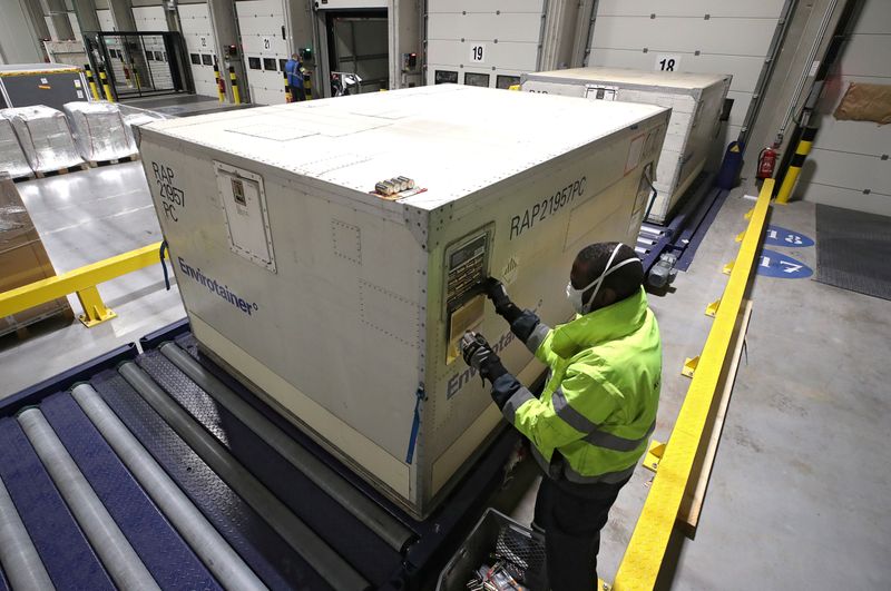 &copy; Reuters. FILE PHOTO: Logistic preparation for the transport of COVID-19 vaccines at Kuehne+Nagel Group