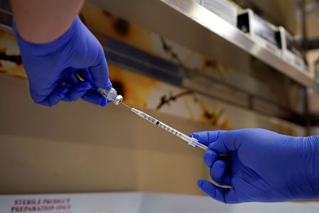 U.S. states enlist medical, nursing students to give out COVID-19 vaccine By Reuters