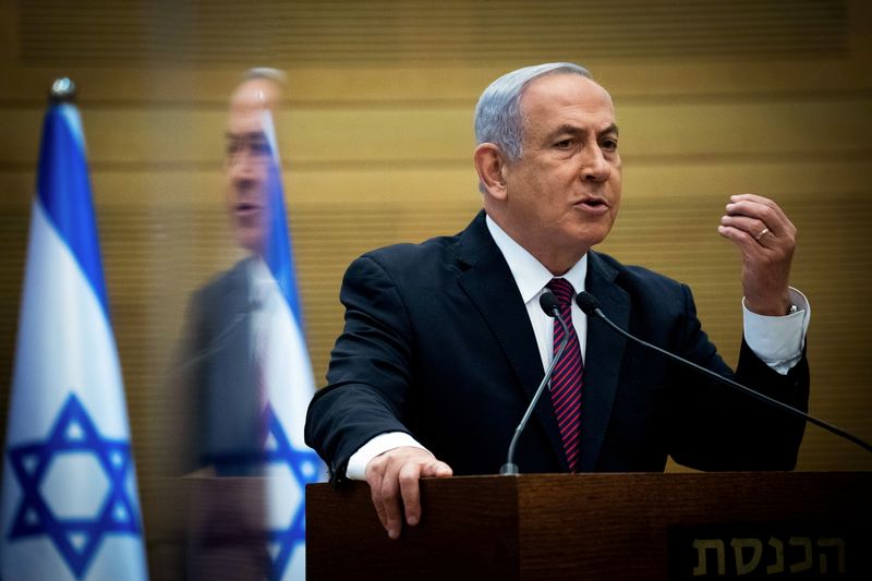 &copy; Reuters. FILE PHOTO: Israeli PM Netanyahu delivers a statement at the Knesset