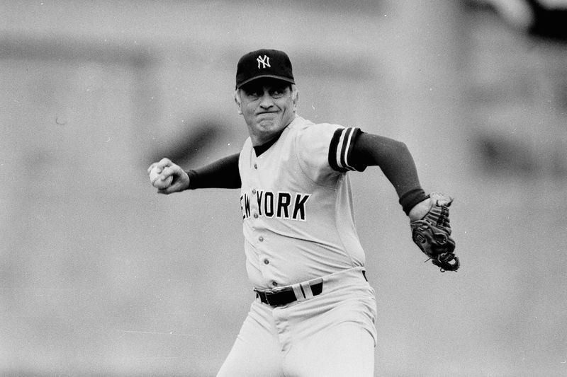 &copy; Reuters. New York Yankees pitcher Phil Niekro delivers a pitch against the Blue Jays in Toronto
