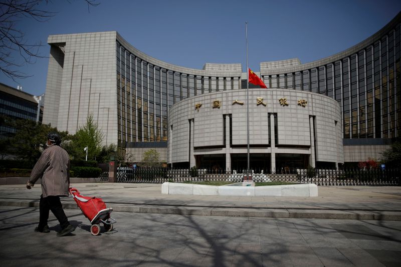 &copy; Reuters. 中国人民銀、不動産貸出に上限設定　過剰融資リスクに対応
