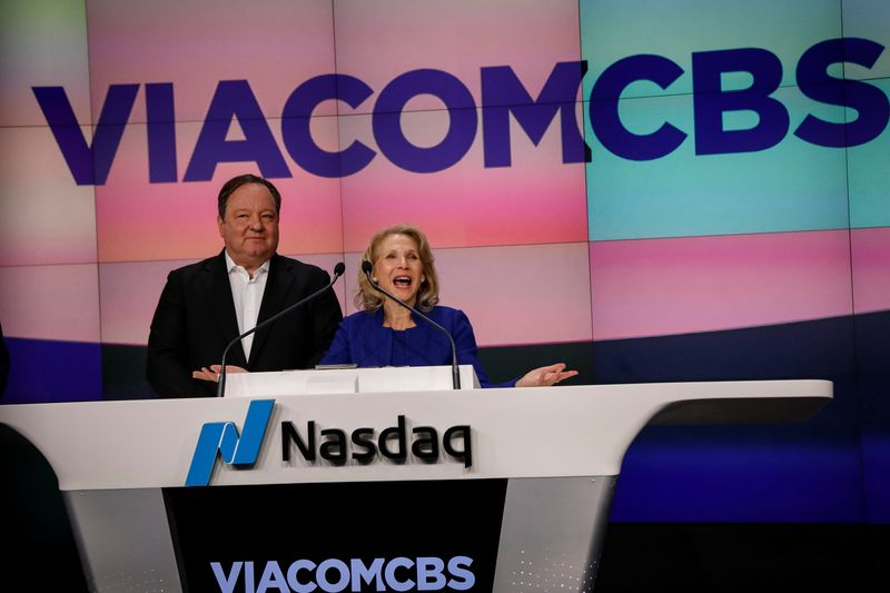 &copy; Reuters. Shari Redstone, chairwoman of ViacomCBS and president of National Amusements, speaks with Robert Bakish, president and CEO of ViacomCBS, before ringing the opening bell to celebrate their company&apos;s merger, at the Nasdaq MarketSite in New York