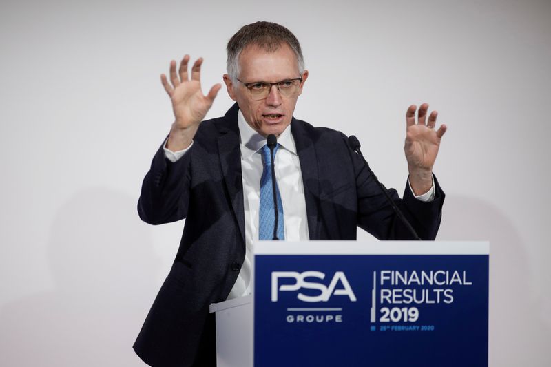 © Reuters. FILE PHOTO: Carlos Tavares, chief executive officer of PSA Group, speaks during the annual results news conference at their headquarters in Rueil-Malmaison, near Paris