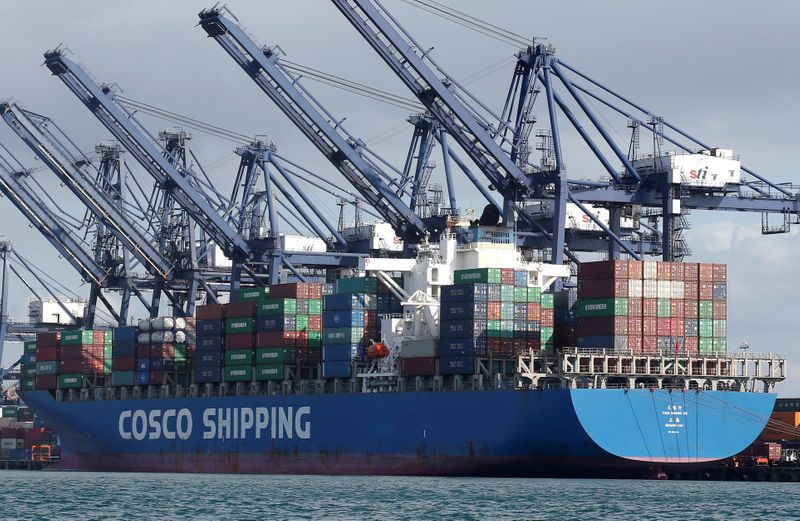 &copy; Reuters. Navio de contêineres em porto de San Antonio, no Chile