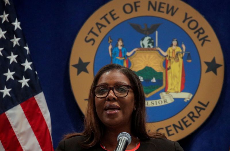 © Reuters. FILE PHOTO: New York State Attorney General Letitia James speaks speaks at a news conference