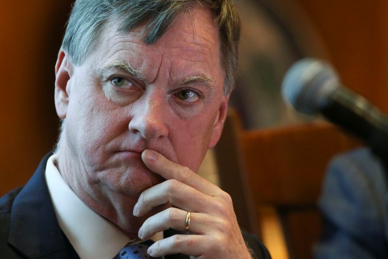 &copy; Reuters. FILE PHOTO: Chicago Federal Reserve Bank President Charles Evans looks on during the Global Interdependence Center Members Delegation Event in Mexico City