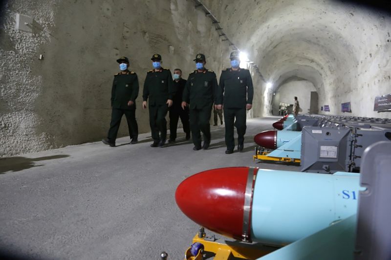 &copy; Reuters. Major General Hossein Salami visits an underground missile site of Iran&apos;s Revolutionary Guards at an undisclosed location in the Gulf