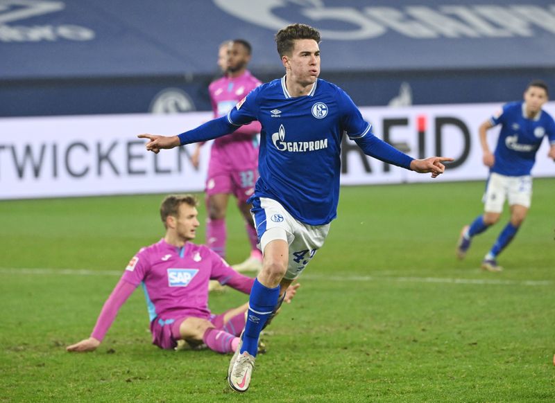 © Reuters. Bundesliga - Schalke 04 v TSG 1899 Hoffenheim