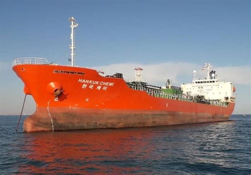 &copy; Reuters. A South Korean-flagged tanker vessel which was seized by Iran&apos;s Revolutionary Guards is seen in Gulf waters