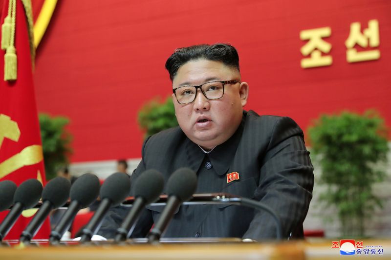 © Reuters. North Korean leader Kim Jong Un speaks during the 8th Congress of the Workers' Party in Pyongyang