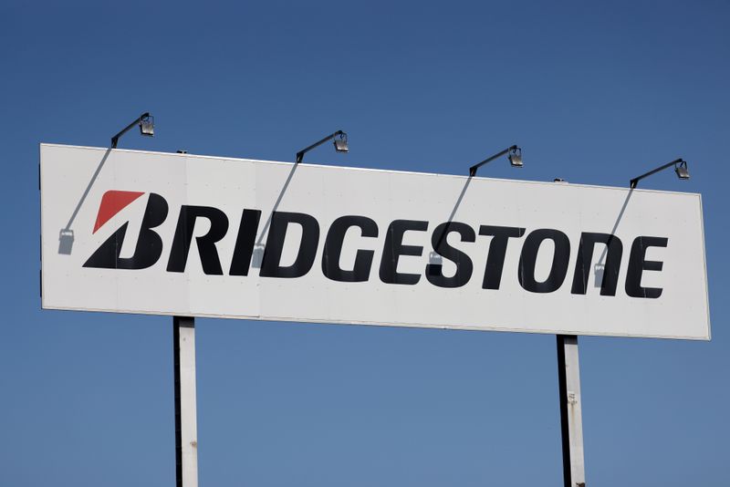 © Reuters. FILE PHOTO: Japan's Bridgestone to close tire factory in Bethune due to low demand