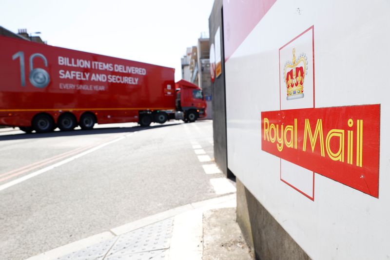 &copy; Reuters. The logo of Royal Mail is seen outside the Mount Pleasant Sorting Office as a delivery vehicle arrives, in London
