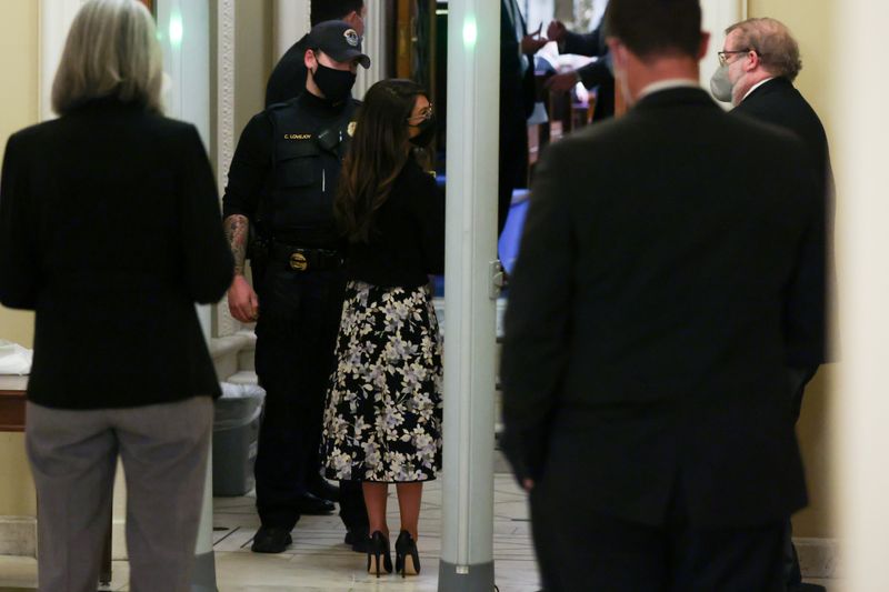 &copy; Reuters. FILE PHOTO: U.S. Representative Boebert is temporarily stopped by Capitol Police outside the House floor at the U.S. Capitol in Washington