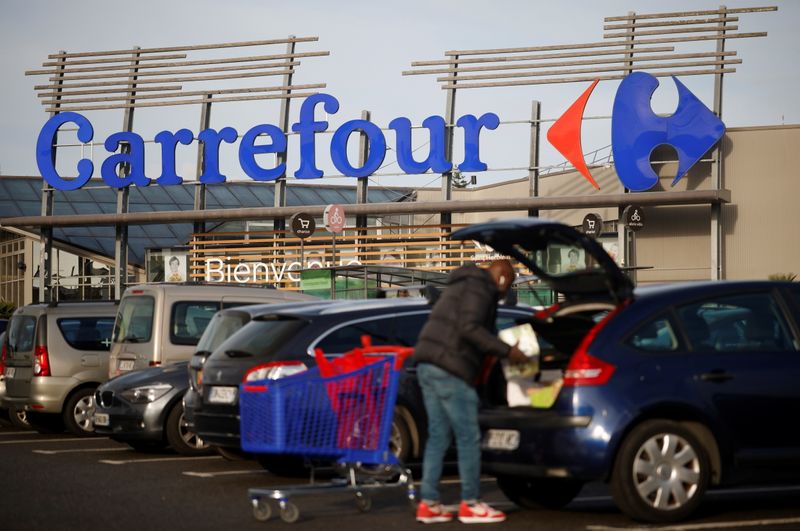 © Reuters. Carrefour Hypermarket store in France
