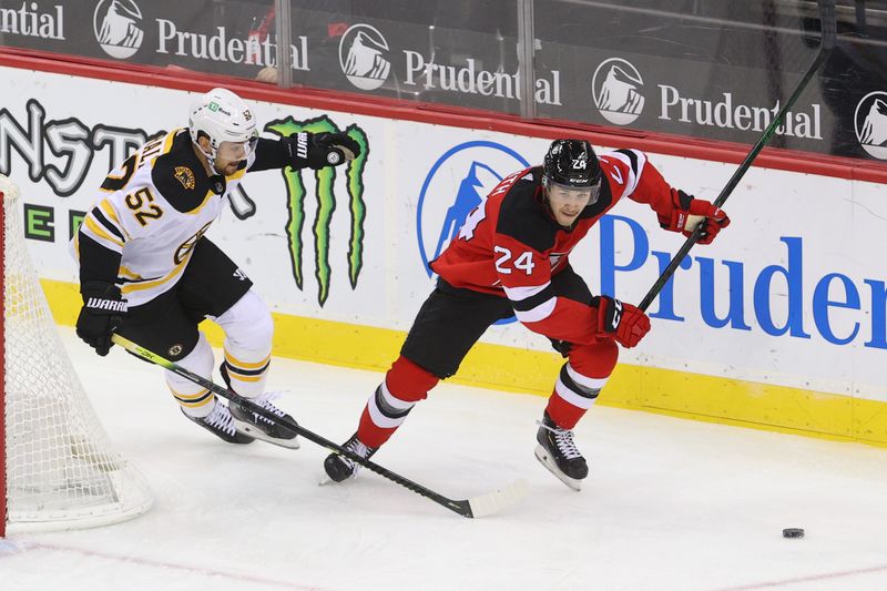 &copy; Reuters. NHL: Boston Bruins at New Jersey Devils
