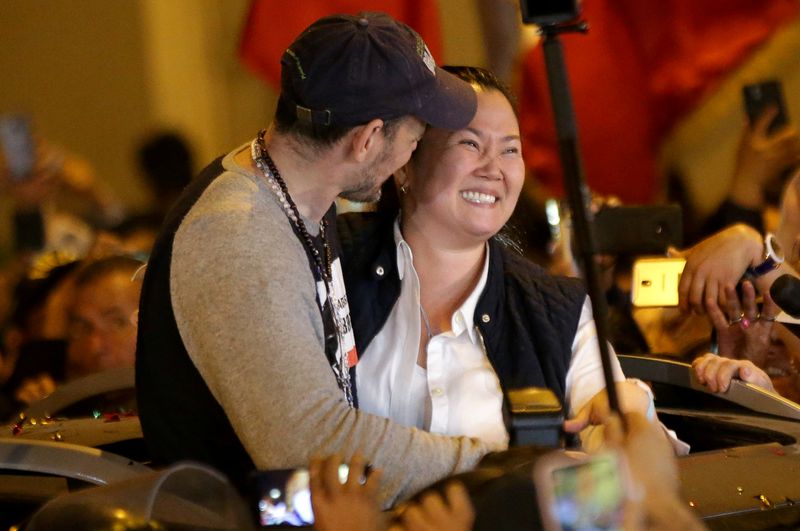 &copy; Reuters. Foto de archivo.  Keiko Fujimori es liberada de la prisión de Santa Monica en Lima