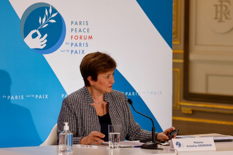 &copy; Reuters. Foto del jueves de la directora gerente del FMI, Kristalina Georgieva, en un foro en París