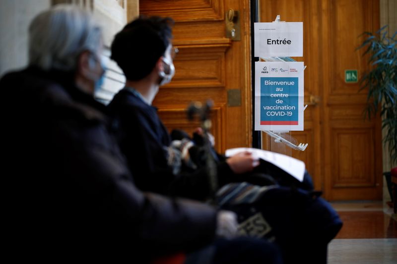 &copy; Reuters. CORONAVIRUS: MOINS DE 4.000 NOUVEAUX CAS EN FRANCE