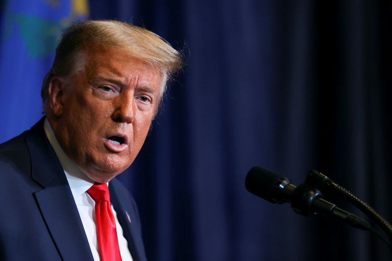 &copy; Reuters. U.S. President Donald Trump delivers remarks at his hotel in Las Vegas