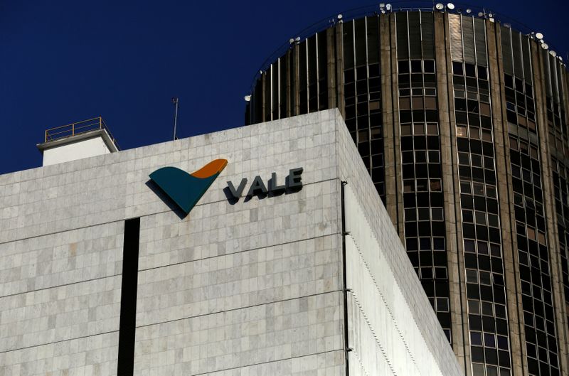 © Reuters. Logo da mineradora brasileira Vale no edifício-sede da companhia no Rio de Janeiro