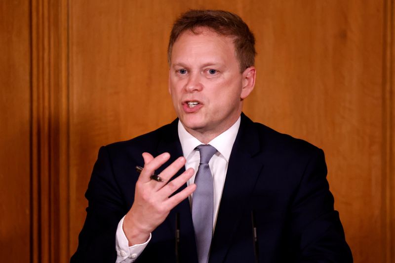 &copy; Reuters. FILE PHOTO:  Britain&apos;s Transport Secretary Grant Shapps speaks during a virtual news conference in London