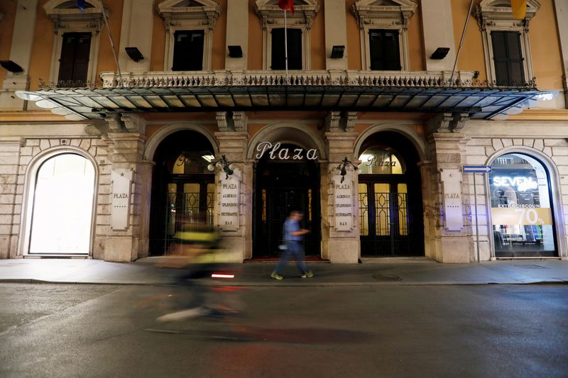 &copy; Reuters. Hotel fechado em Roma devido à pandemia