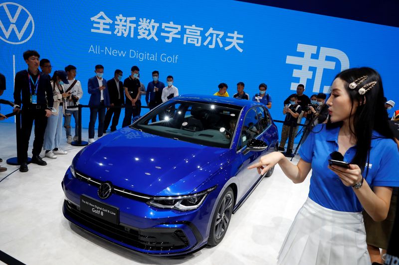 &copy; Reuters. Apresentação de modelo da VW em Pequim