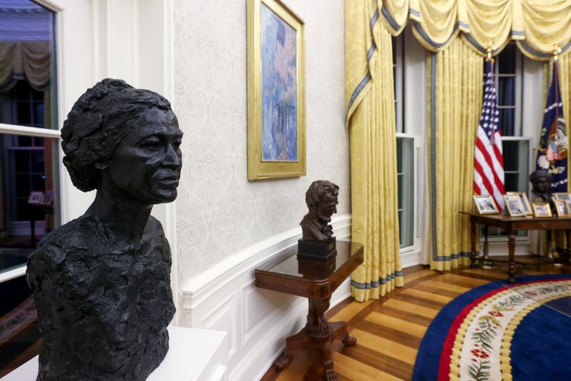 &copy; Reuters. A general view shows President Biden’s redecorated Oval Office at the White House in Washington