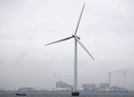Renewables overtook fossil fuels in EU electricity mix in 2020