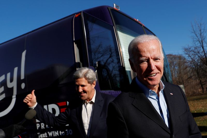 &copy; Reuters. FILE PHOTO: Democratic 2020 U.S. presidential candidate Biden&apos;s &quot;No Malarkey!&quot; campaign in Cedar Rapids, Iowa
