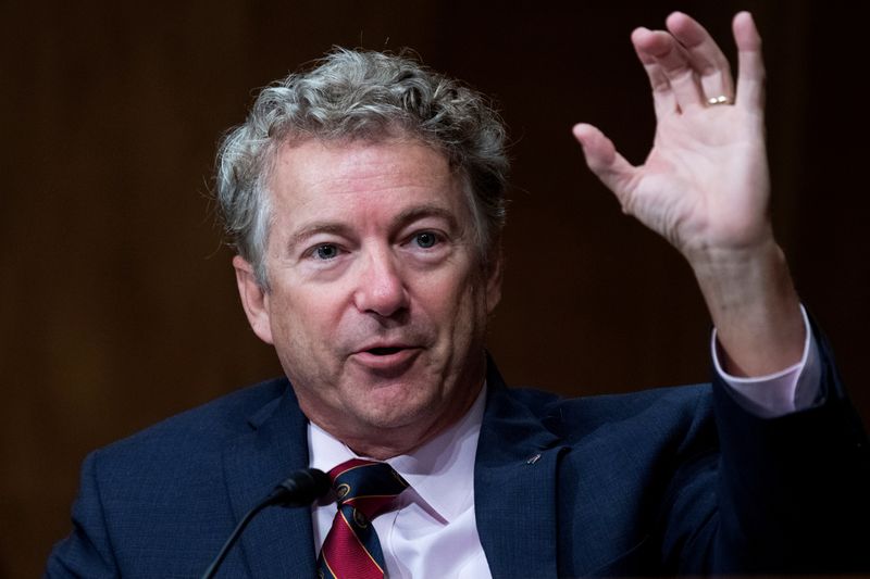 &copy; Reuters. FOTO DE ARCHIVO: El senador republicano Rand Paul en Washington D. C.