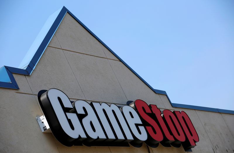 &copy; Reuters. FILE PHOTO: A sign is seen outside a GameStop store in Niles