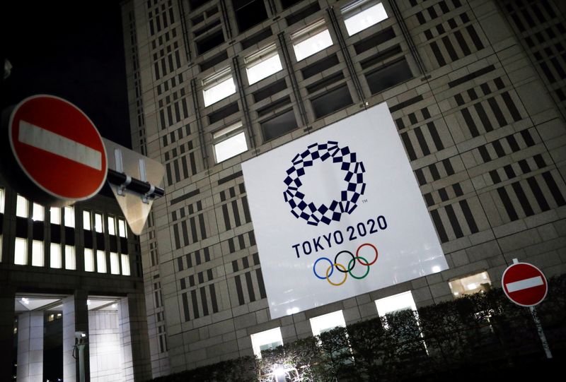&copy; Reuters. مسح: 60 في المئة من الشركات اليابانية تدعم إقامة الأولمبياد