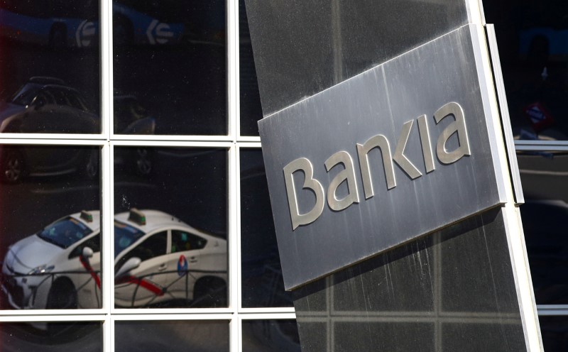 &copy; Reuters. FOTO DE ARCHIVO del logo de Bankia en su sede de Madrid