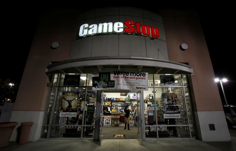 &copy; Reuters. A GameStop store is pictured in Pasadena, California