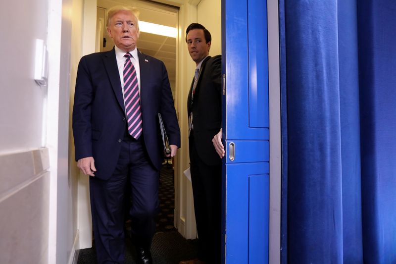 &copy; Reuters. FILE PHOTO: Judd Deere (R) with former U.S. President Donald Trump