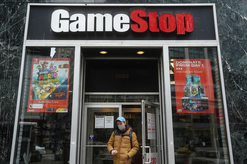 © Reuters. A GameStop is pictured in New York