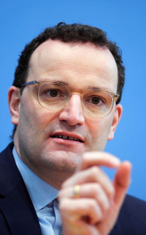 © Reuters. وزير: ألمانيا بدأت طلب لقاحات لعام 2022