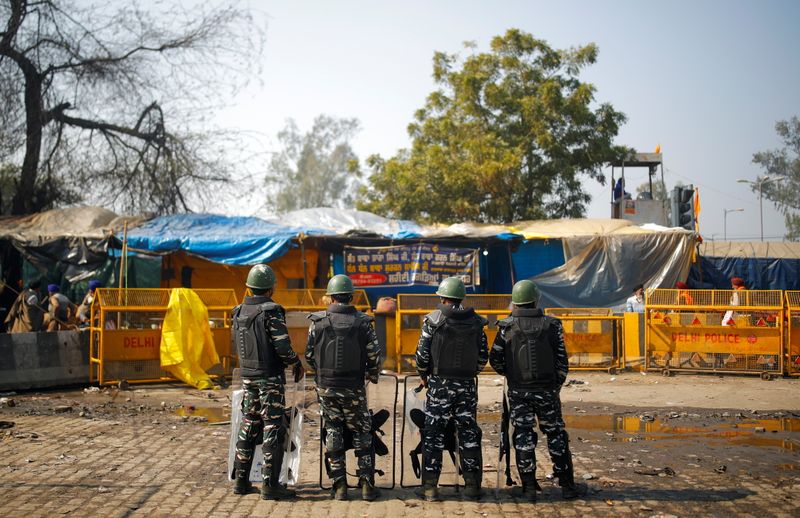 &copy; Reuters. Protest against the farm laws in New Delhi