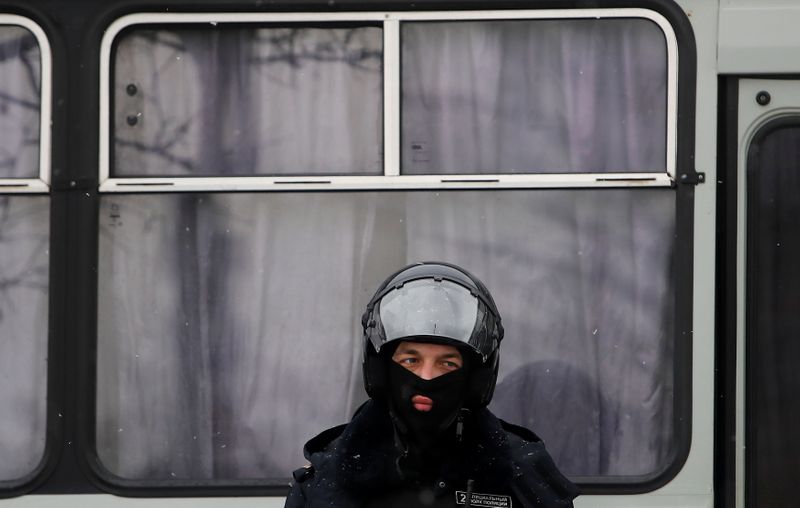 © Reuters. الادعاء الروسي يدعم تحويل حكم بالسجن مع وقف التنفيذ على نافالني إلى سجن حقيقي