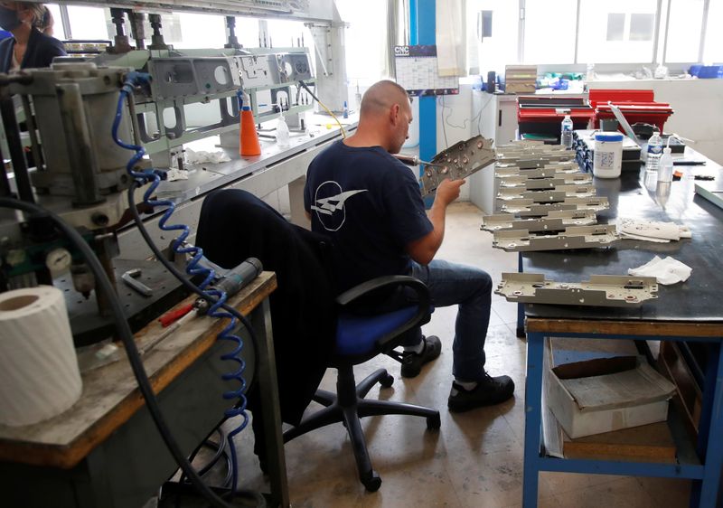 &copy; Reuters. Workers at Rafaut manufacturer near Paris